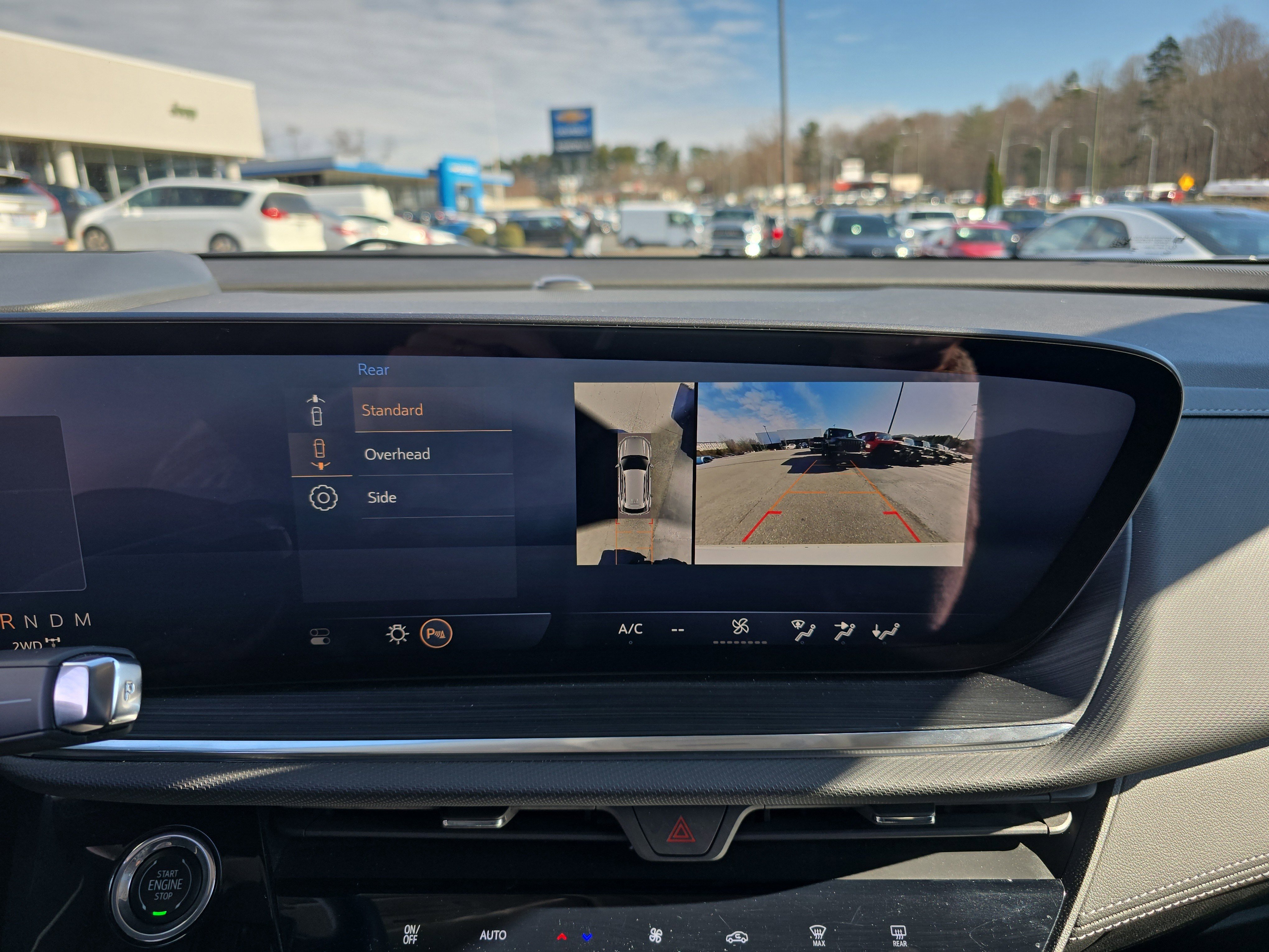 Used 2025 Buick Envision Preferred image 28