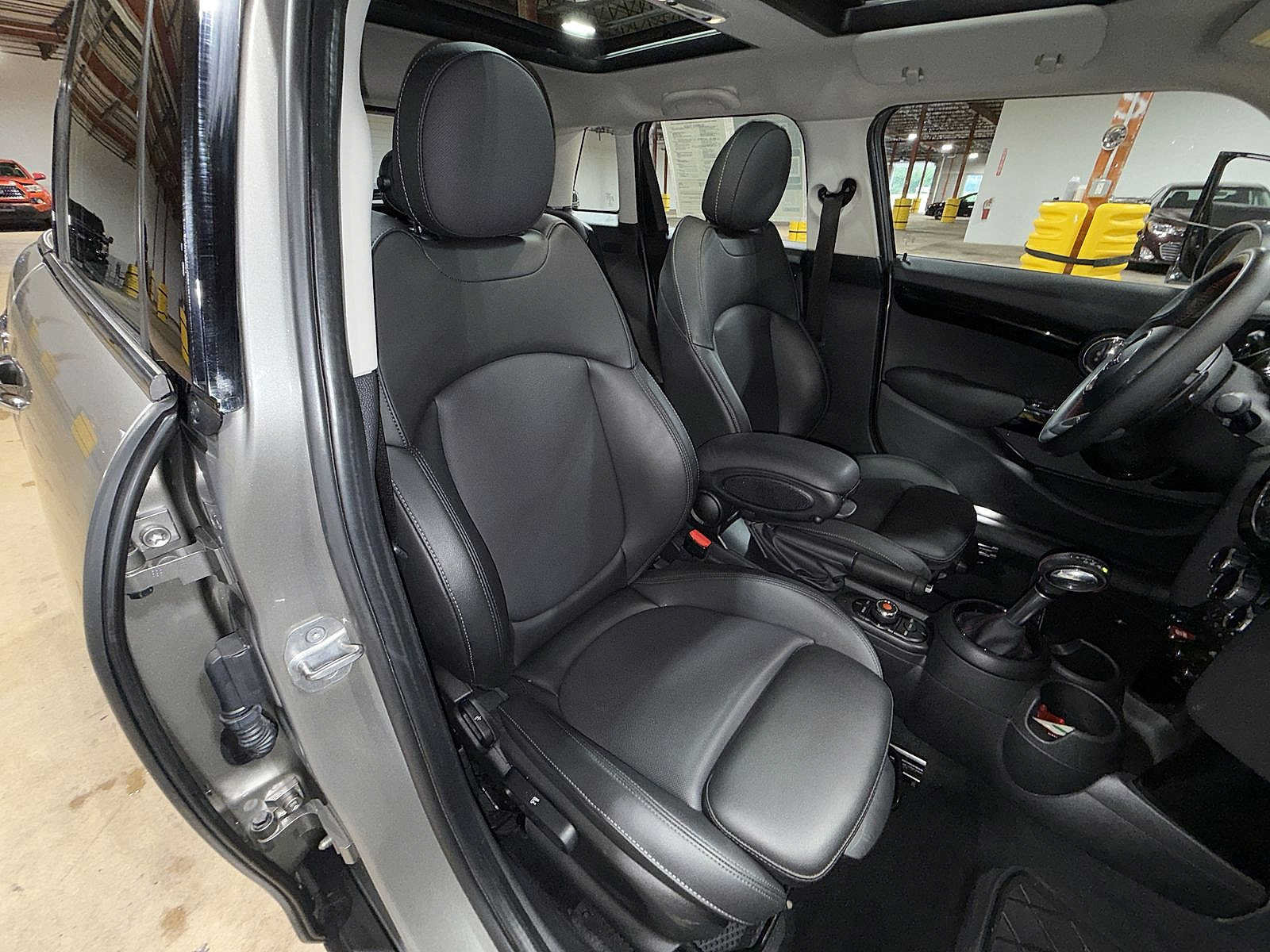 Used 2019 MINI Cooper S FWD image 15