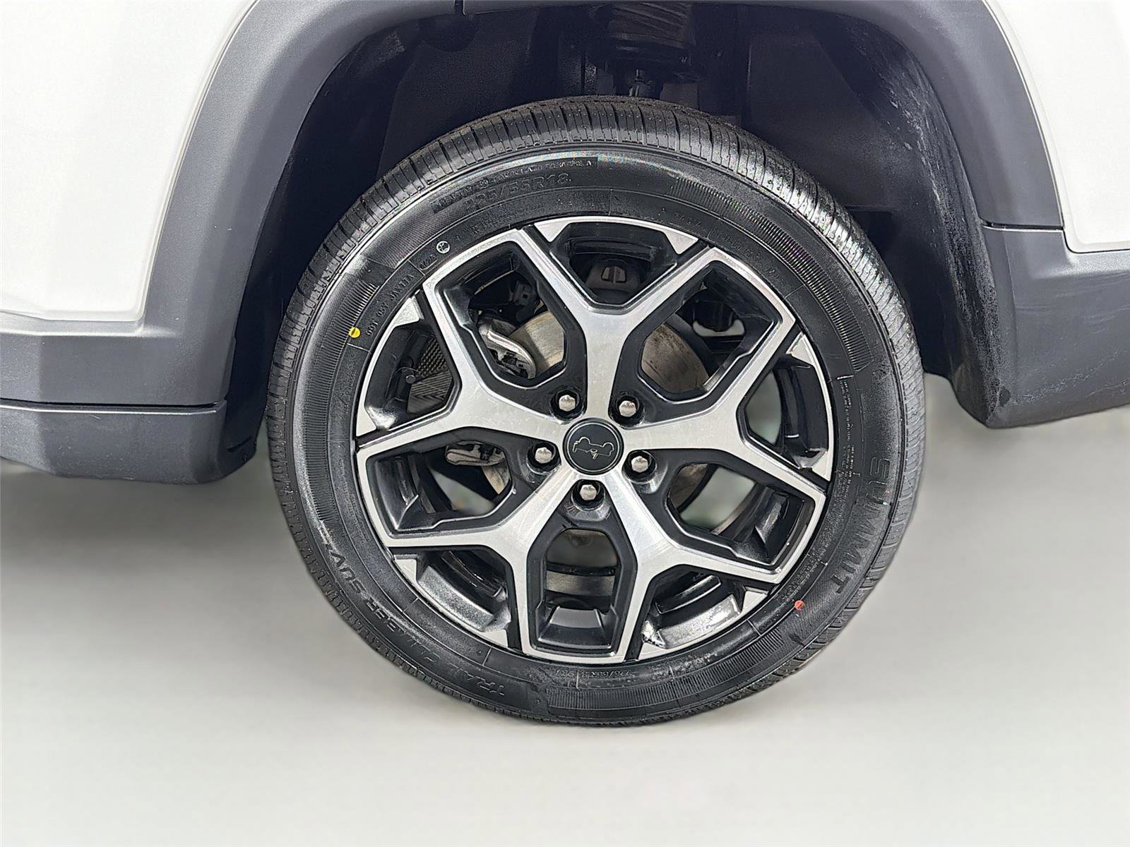 Used 2025 Jeep Compass Limited AWD/4WD image 30