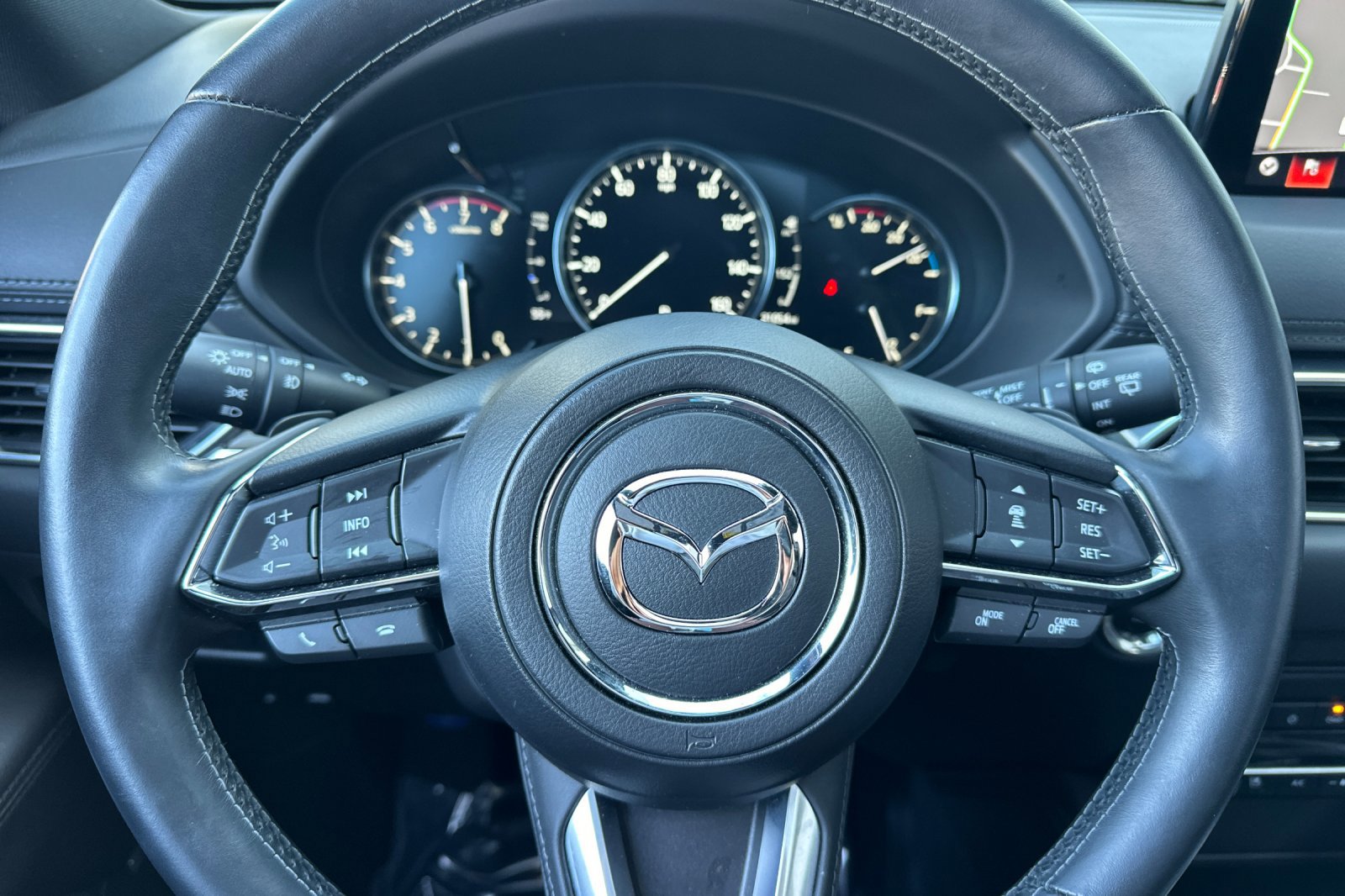 Used 2020 MAZDA CX-5 Signature image 16