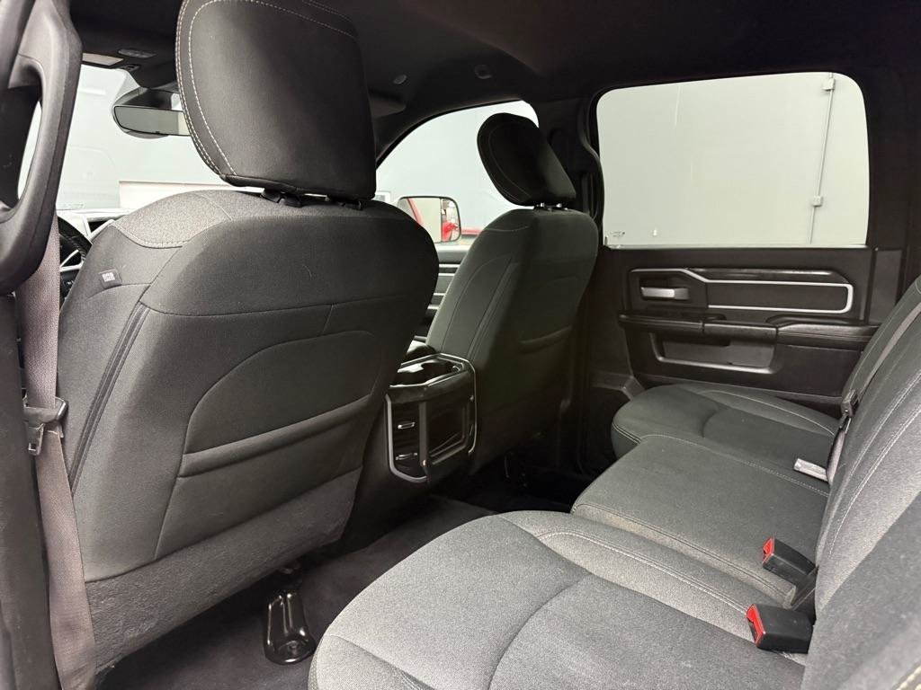 Used 2020 RAM 3500 Big Horn w/ Night Edition AWD/4WD image 14