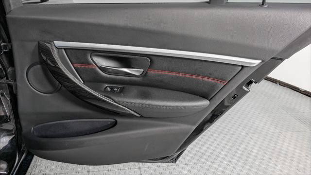 Used 2017 BMW 330i xDrive Sedan AWD/4WD image 21