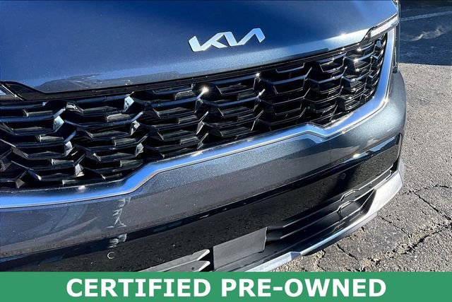 Certified 2025 Kia Sorento S image 28