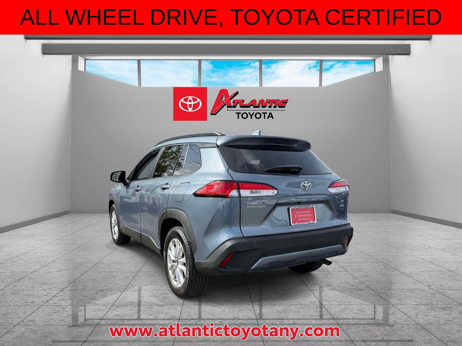 Certified 2022 Toyota Corolla Cross LE AWD/4WD image 5