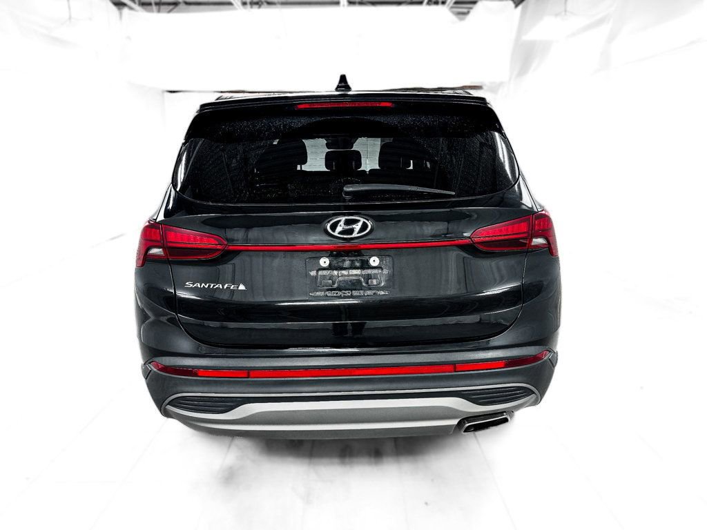 Used 2021 Hyundai Santa Fe SE FWD image 5