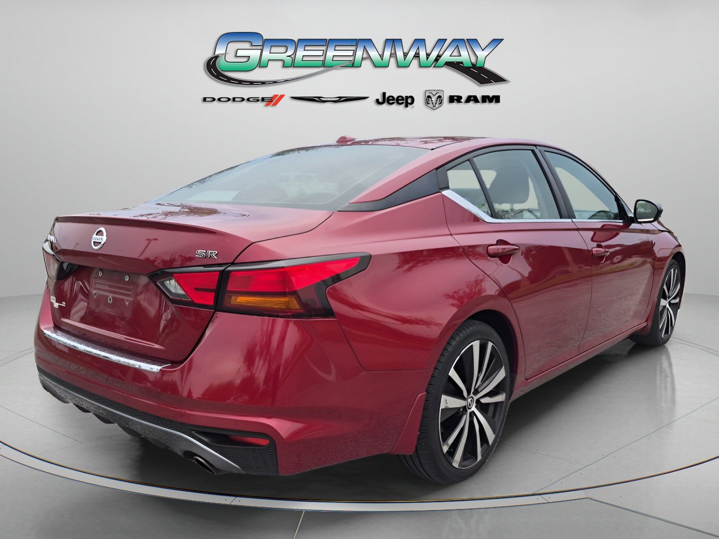 Used 2021 Nissan Altima 2.5 SR w/ SR Premium Package FWD image 3