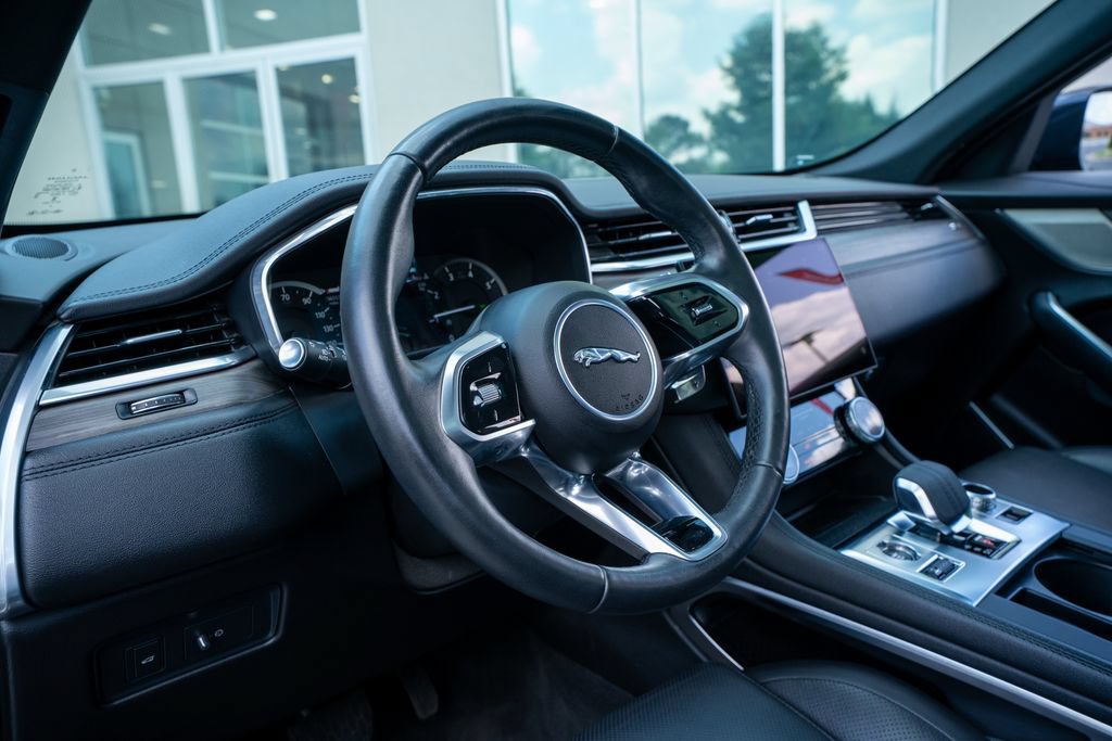 Used 2023 Jaguar F-PACE S AWD/4WD image 27
