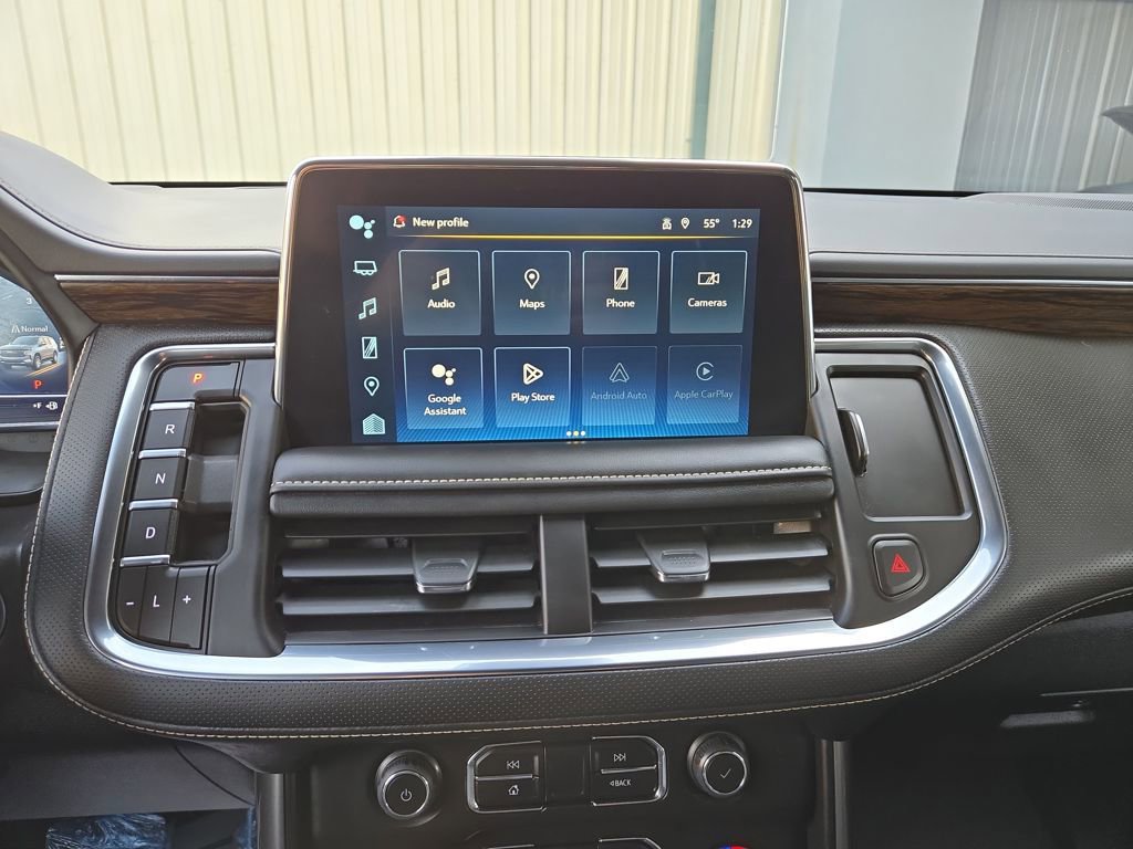 Used 2024 Chevrolet Suburban Premier image 24