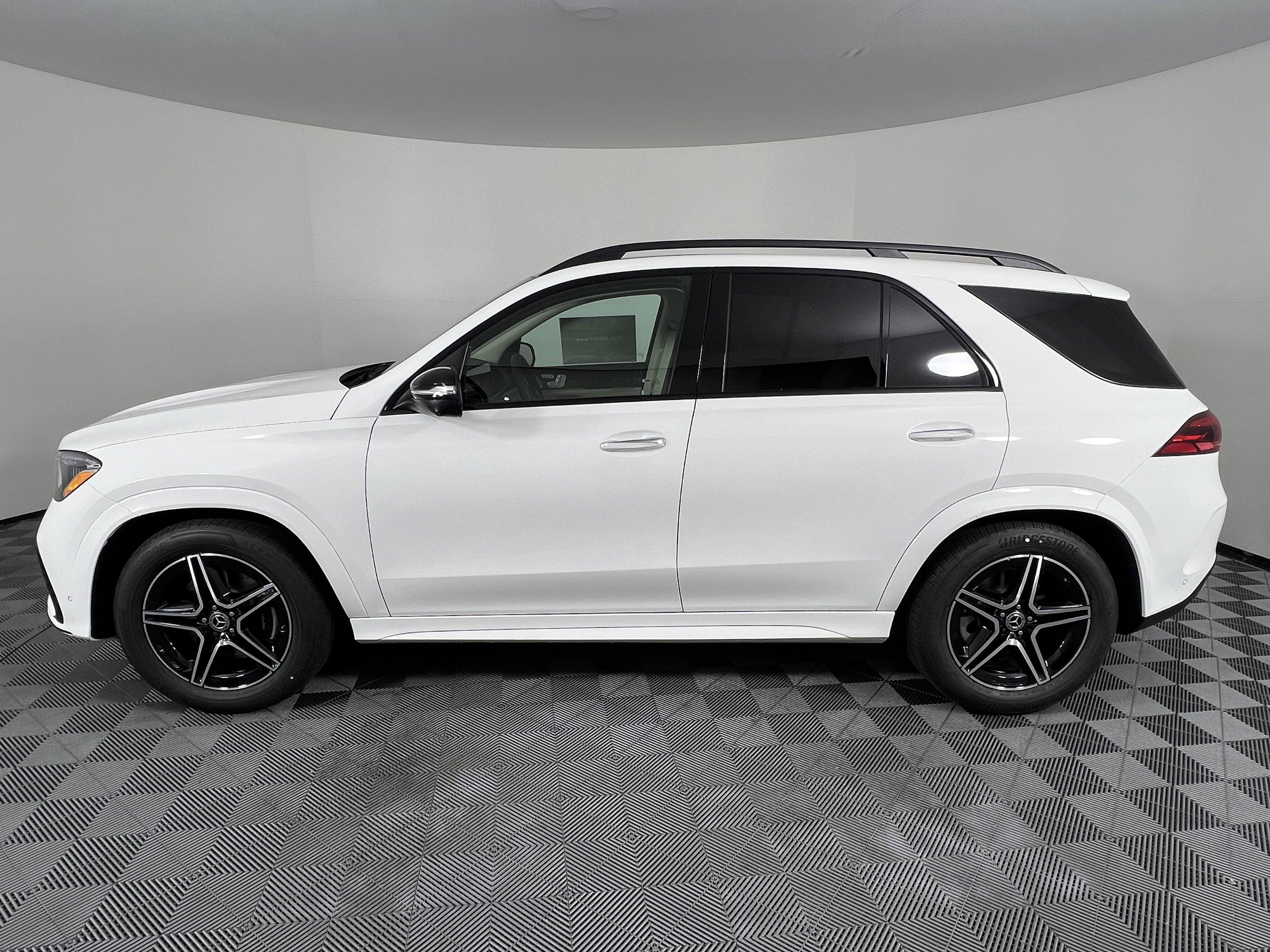 Used 2026 Mercedes-Benz GLE 450 4MATIC image 9