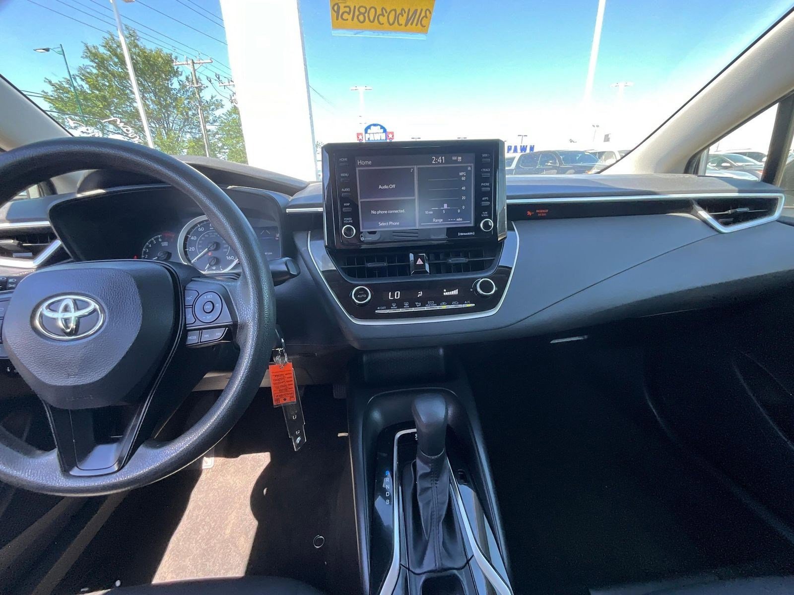 Used 2022 Toyota Corolla LE FWD image 9