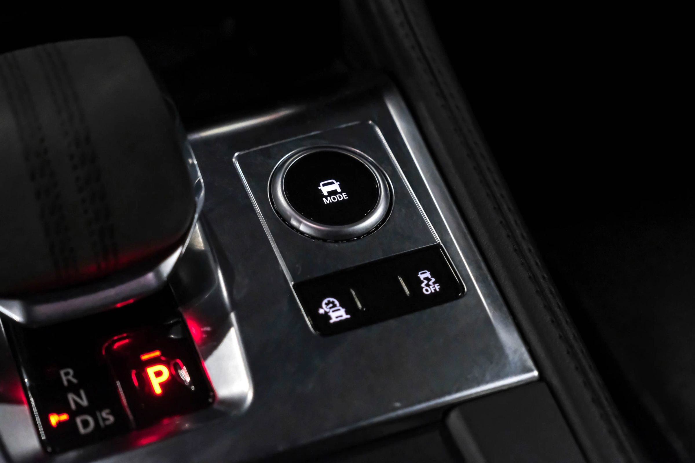 Used 2021 Jaguar F-PACE S image 25