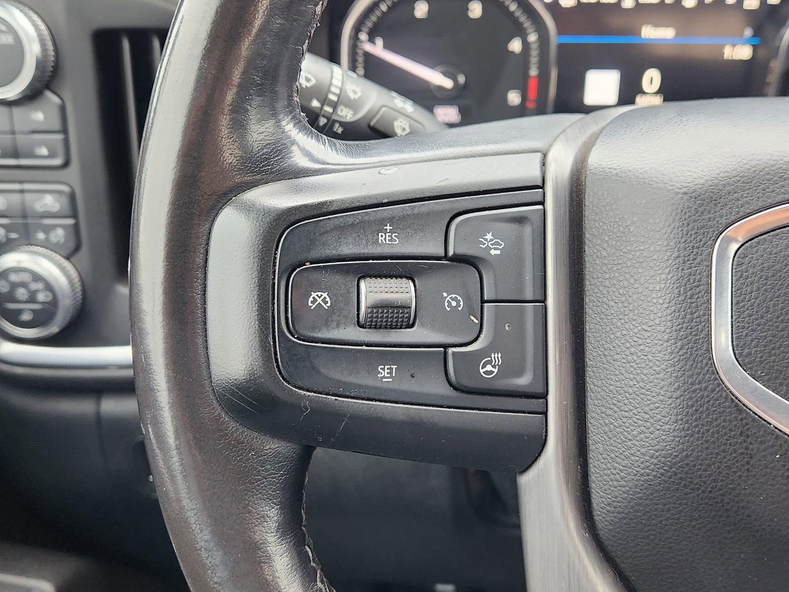 Used 2021 GMC Sierra 2500 Denali w/ Denali Ultimate Package image 32