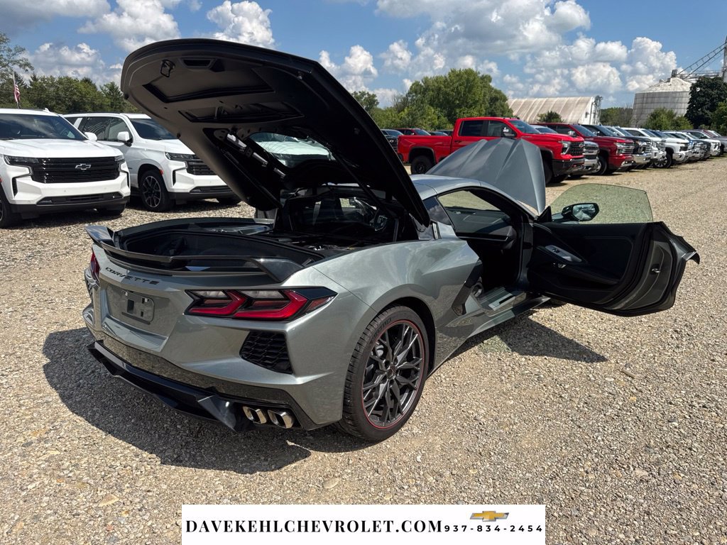 Used 2024 Chevrolet Corvette Stingray Coupe w/ Z51 Performance Package RWD image 30
