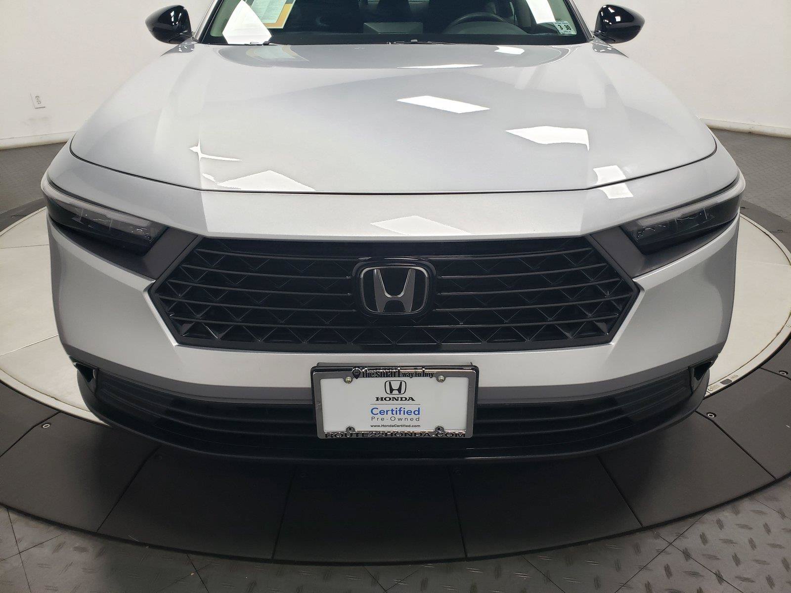Used 2025 Honda Accord SE image 5