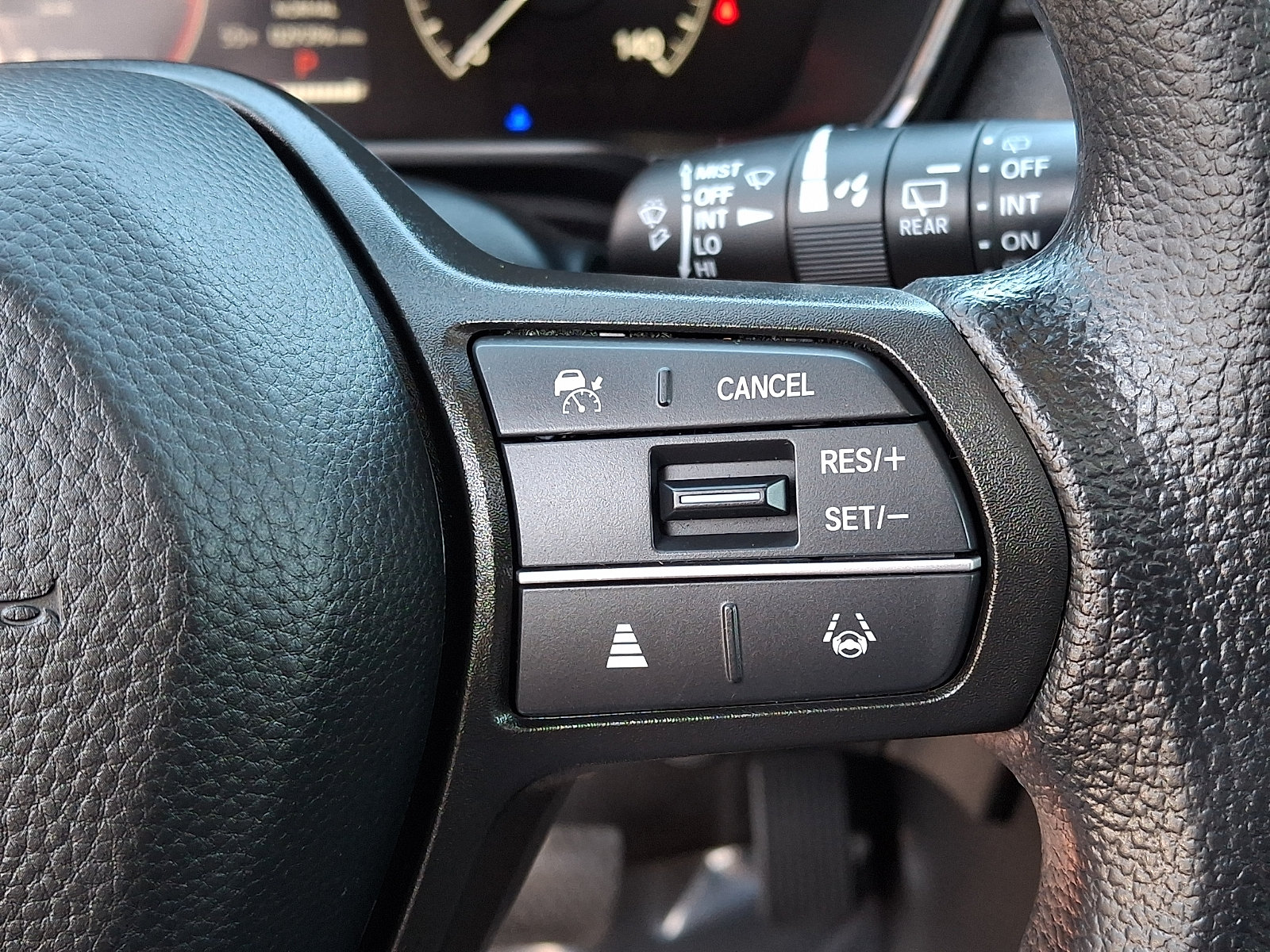 Used 2023 Honda CR-V EX image 24