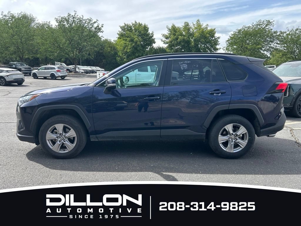 Used 2025 Toyota RAV4 XLE AWD/4WD image 18