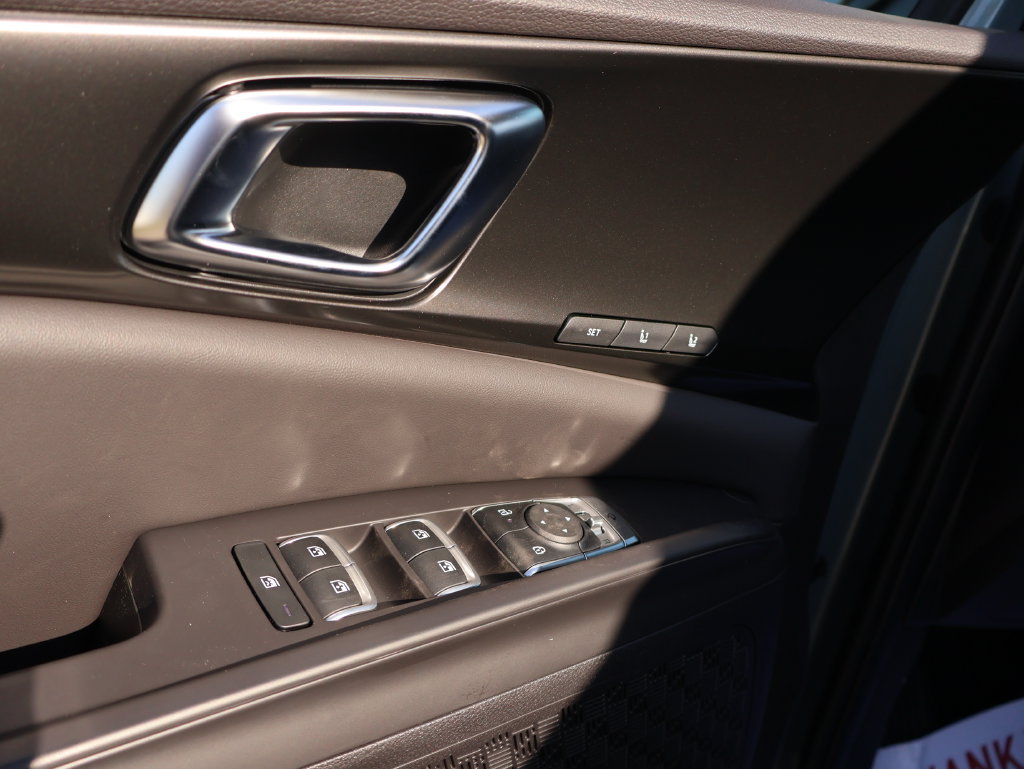 New 2027 Kia Carnival SX FWD image 21