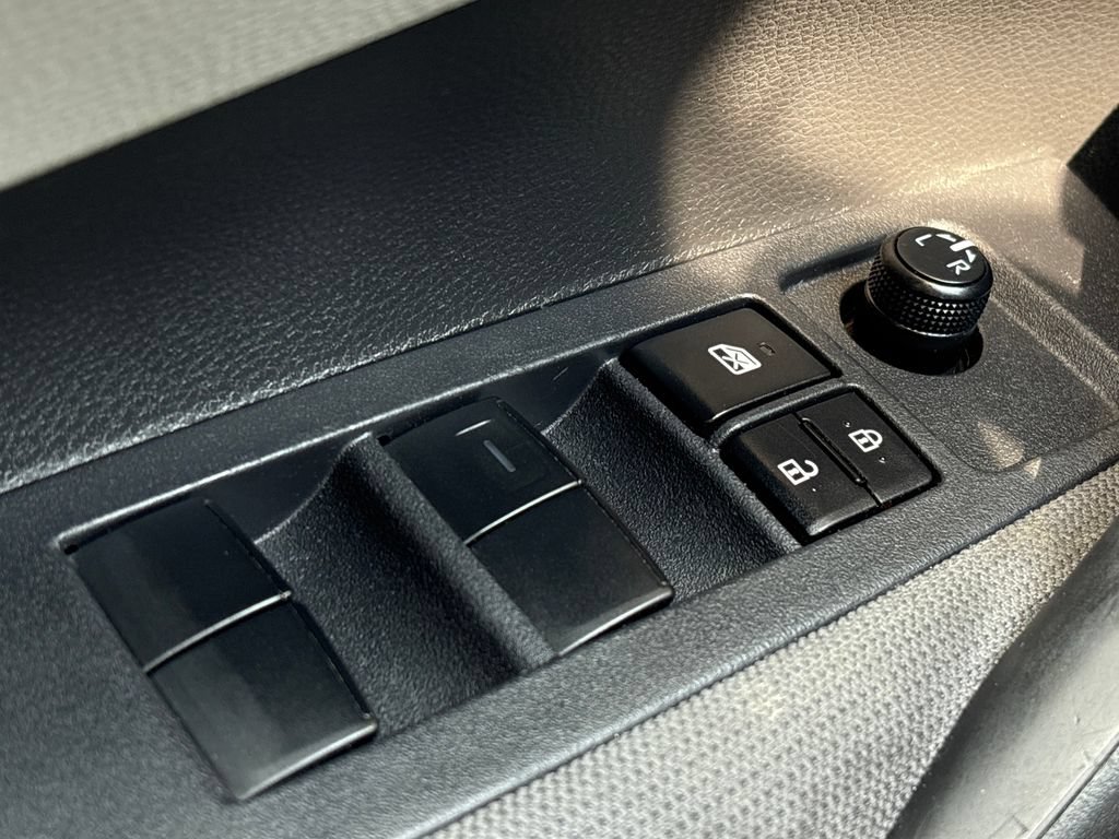 Used 2023 Toyota Corolla LE FWD image 8
