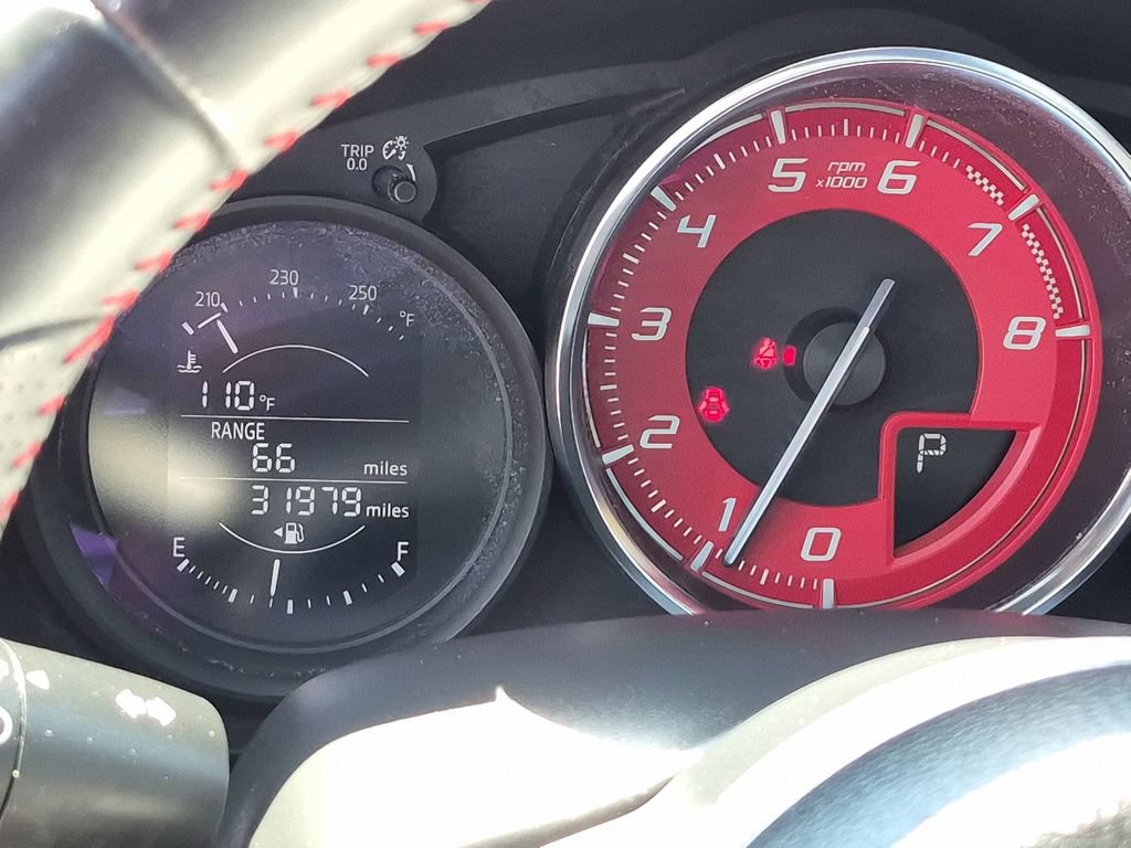 Used 2020 FIAT 124 Spider Abarth w/ Navigation & Sound Group RWD image 28