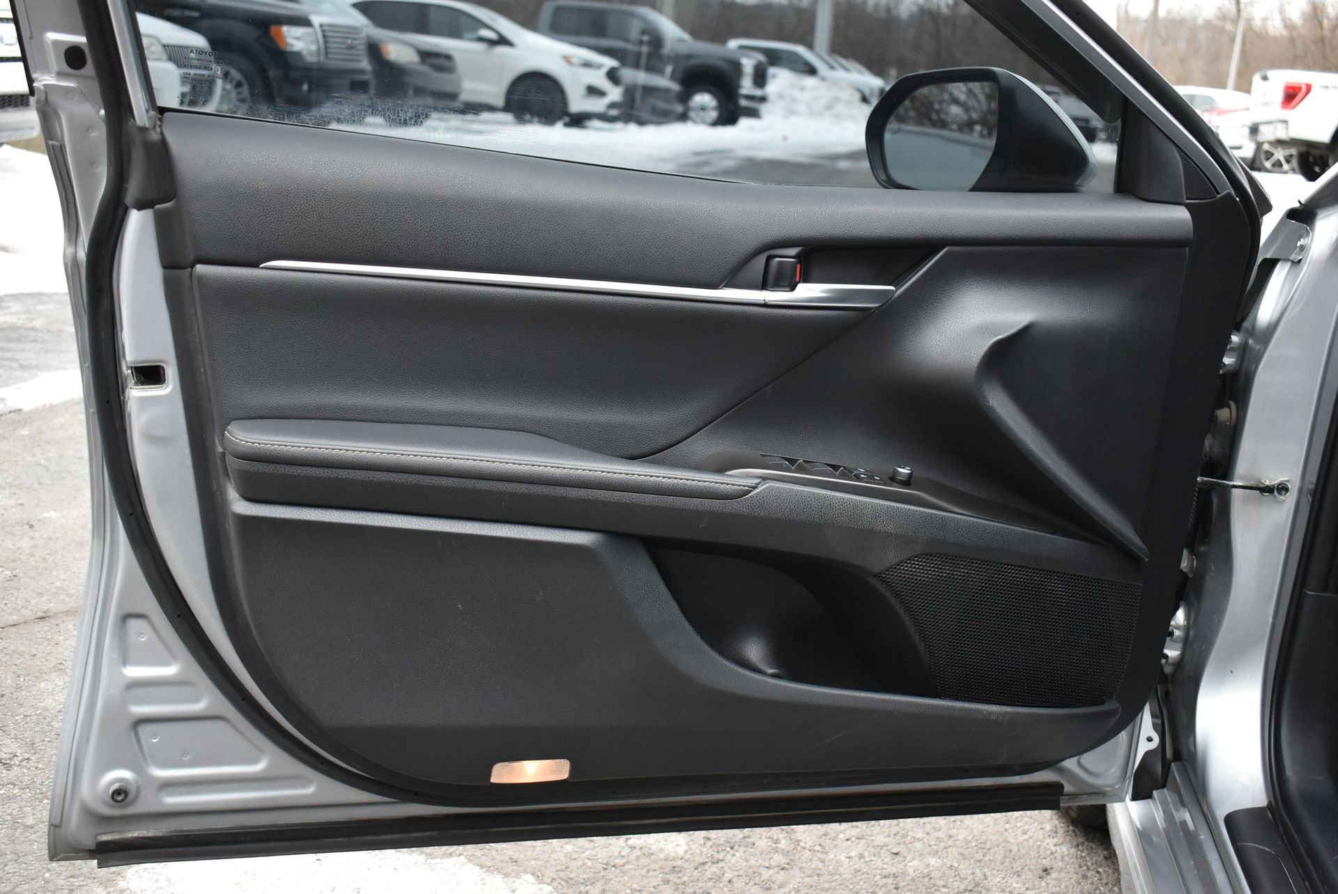 Used 2024 Toyota Camry XSE image 11