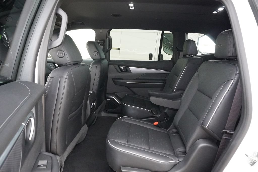 Used 2026 Buick Enclave Sport Touring FWD image 28