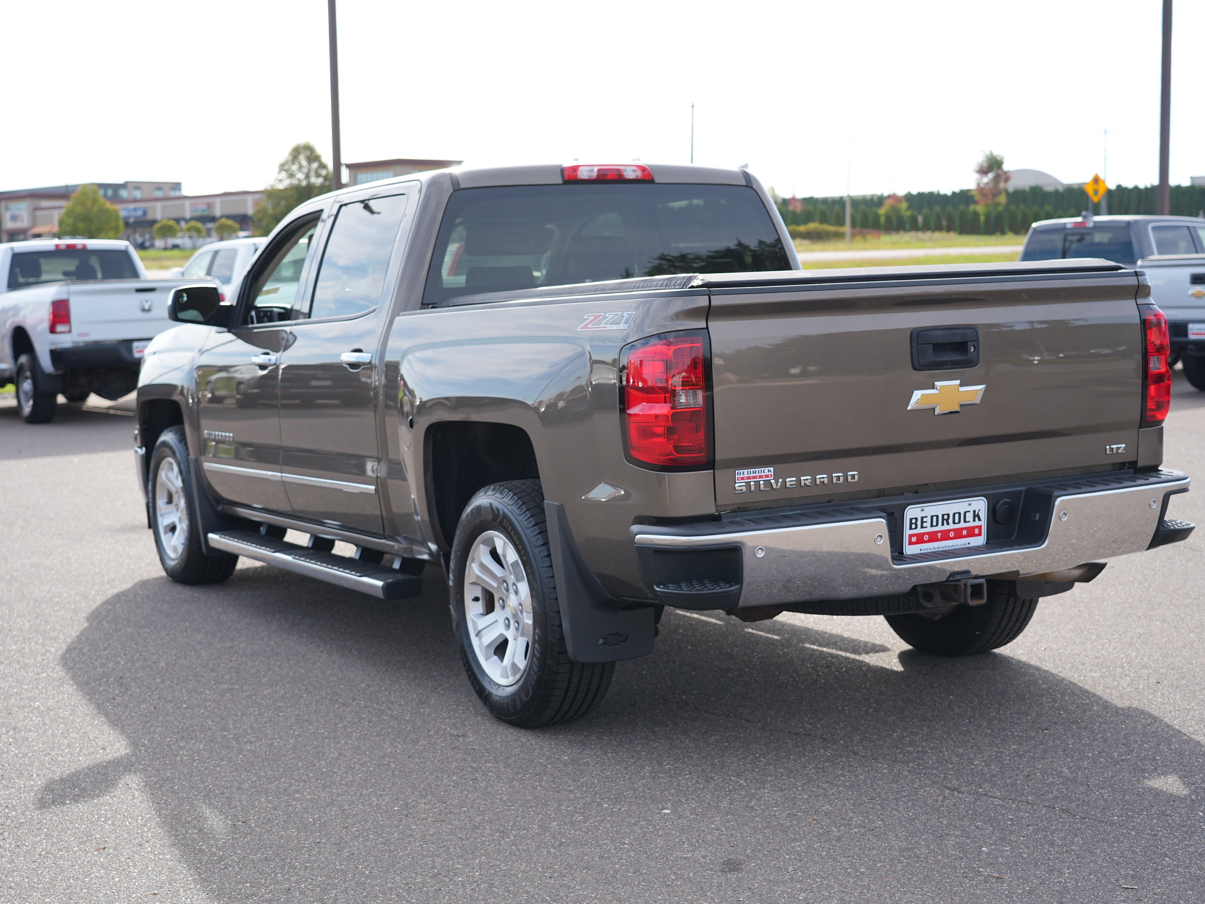Used 2014 Chevrolet Silverado 1500 LTZ Z71 w/ LTZ Plus Package AWD/4WD image 5