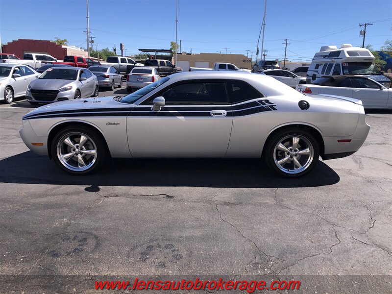 Used 2010 Dodge Challenger R/T RWD image 9