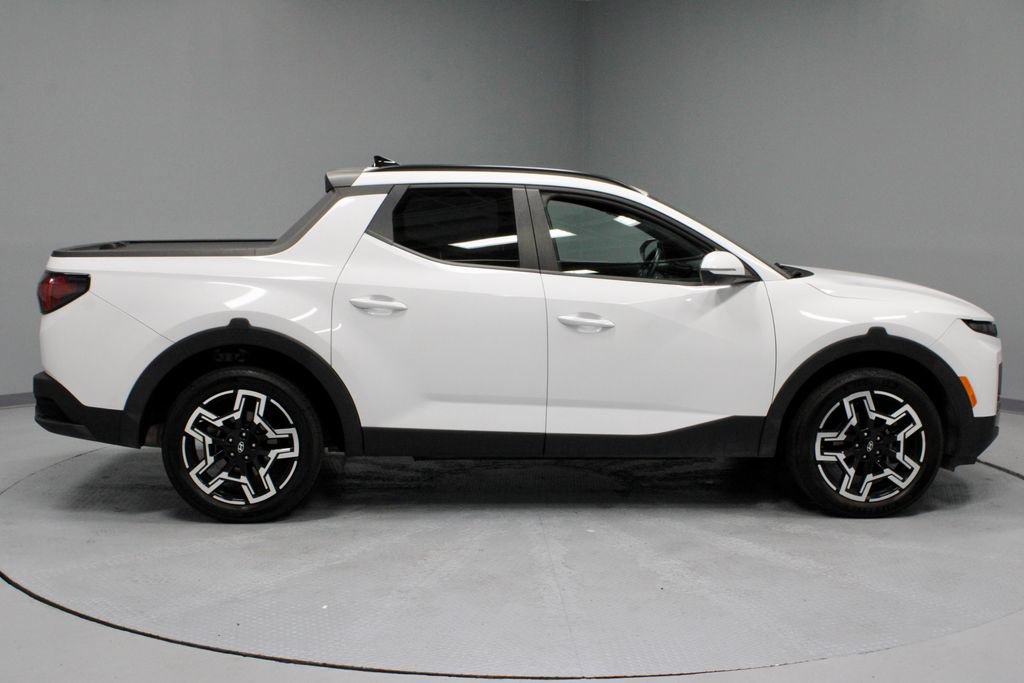 Used 2025 Hyundai Santa Cruz Limited AWD/4WD image 13