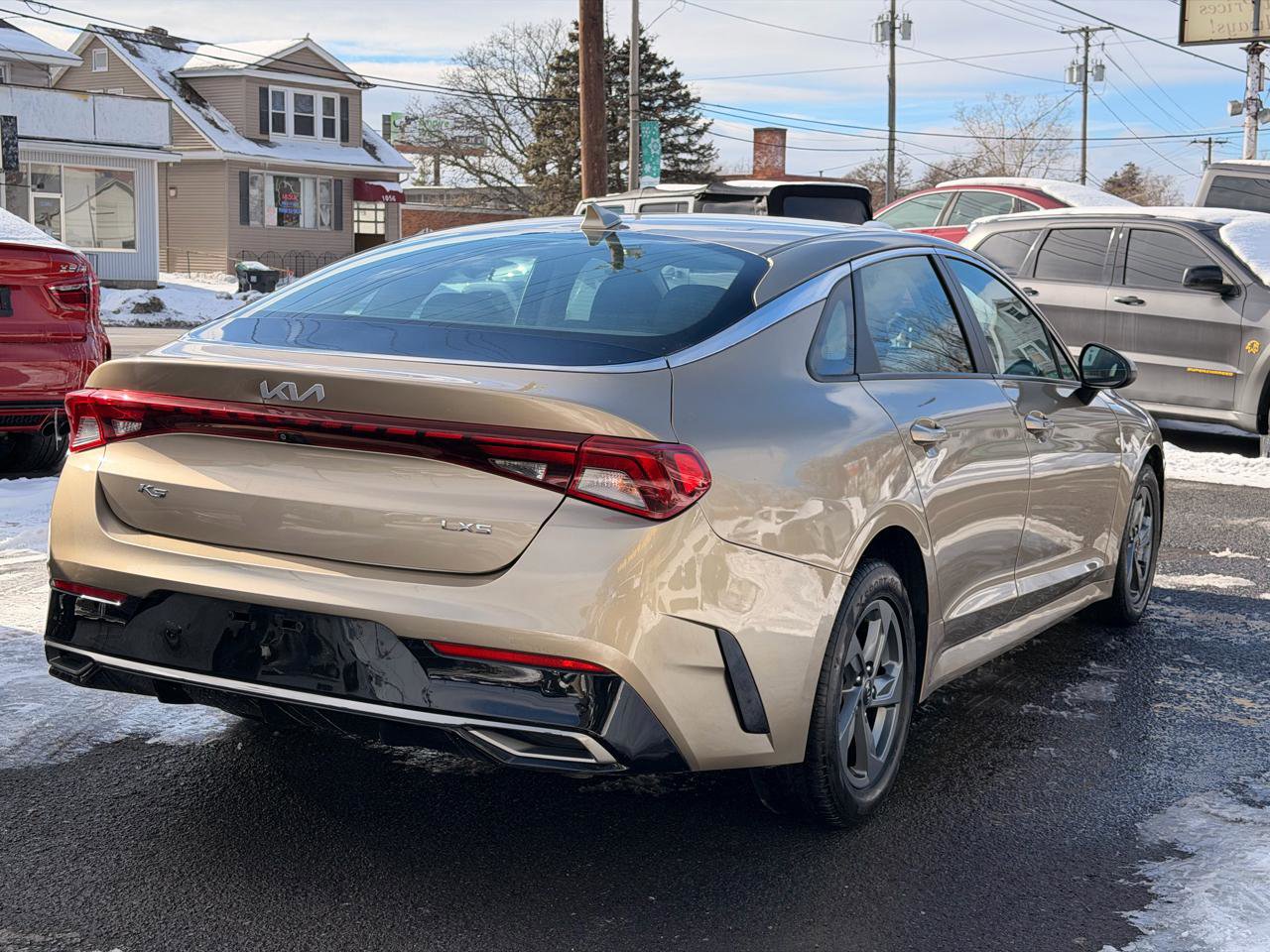 Used 2022 Kia K5 LXS image 5