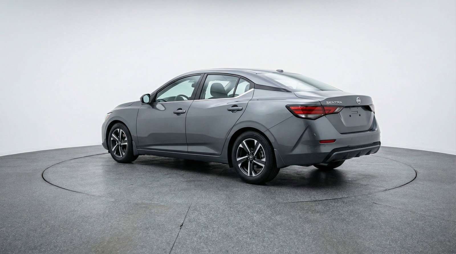 Used 2025 Nissan Sentra SV image 6