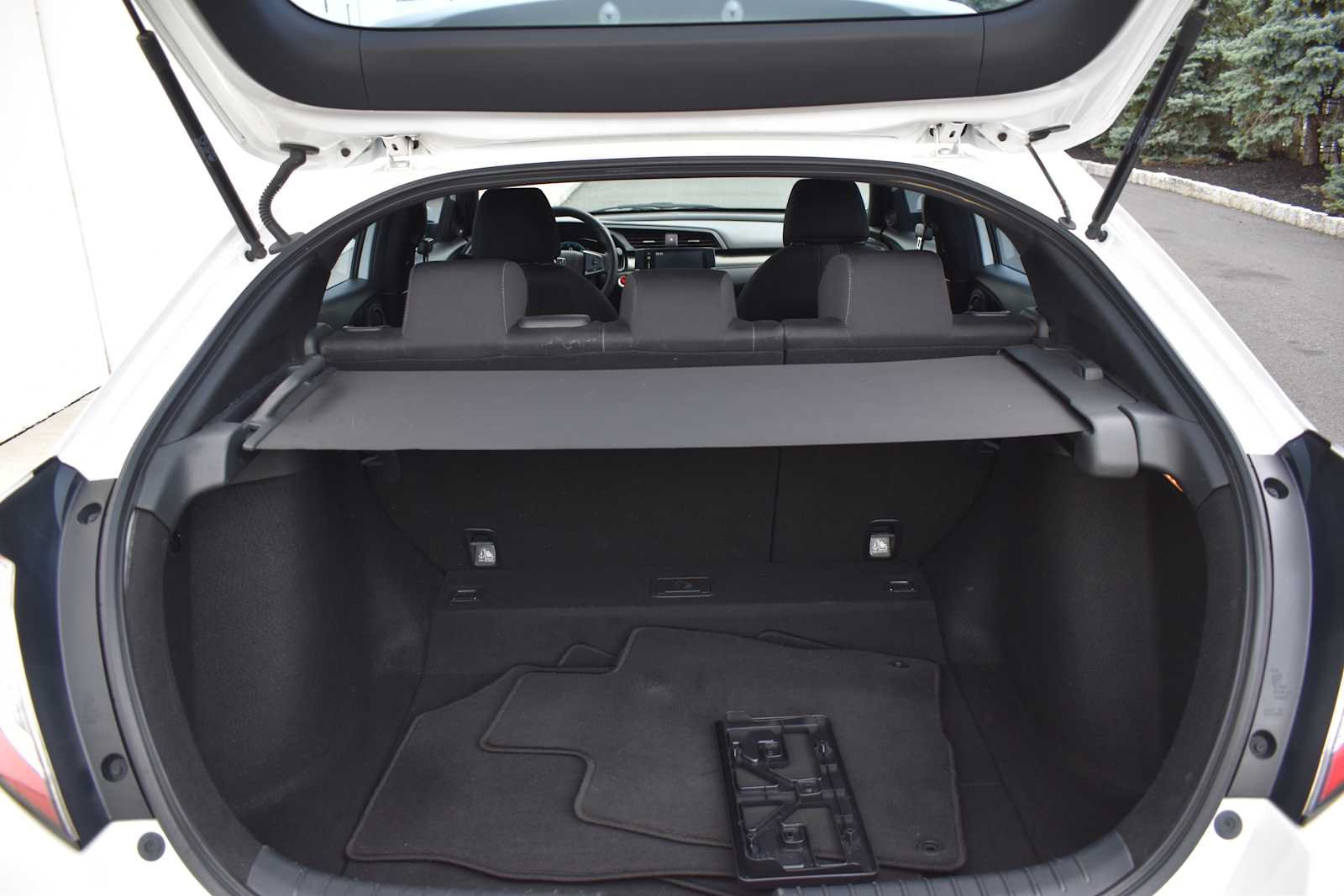 Used 2018 Honda Civic EX image 8