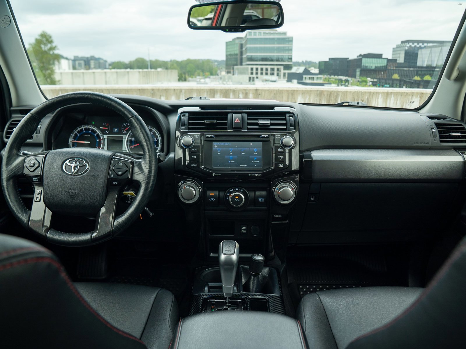 Used 2018 Toyota 4Runner TRD Off-Road Premium AWD/4WD image 19