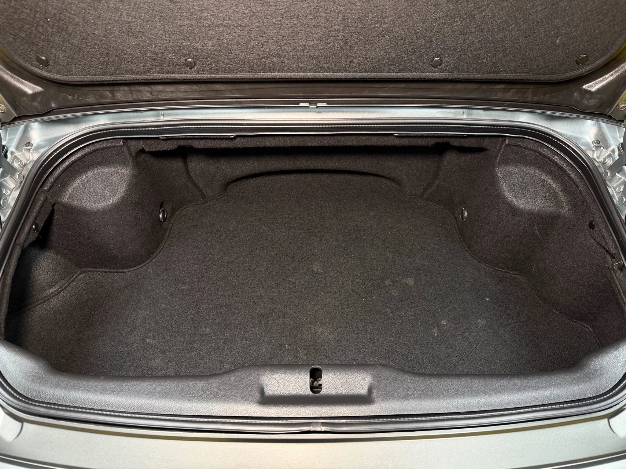 Used 2004 Nissan 350Z Touring image 14