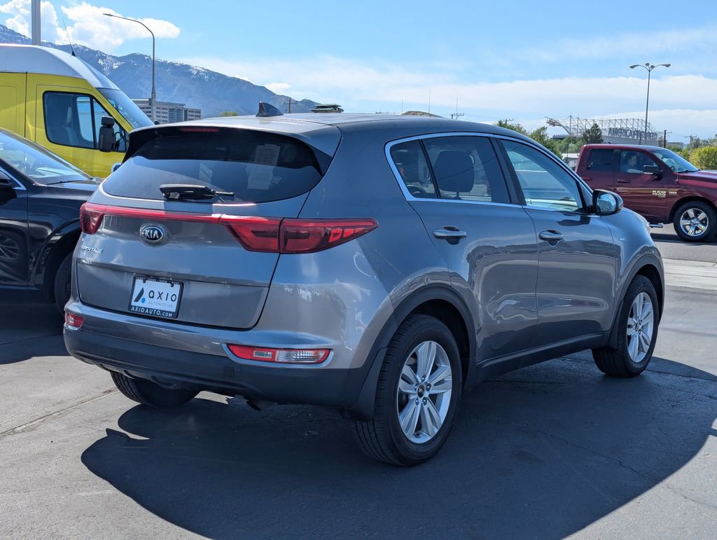 Used 2017 Kia Sportage LX AWD/4WD image 4