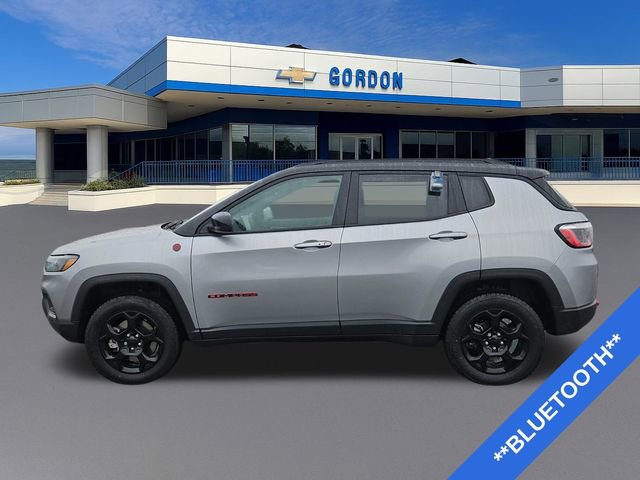 Used 2023 Jeep Compass Trailhawk image 3