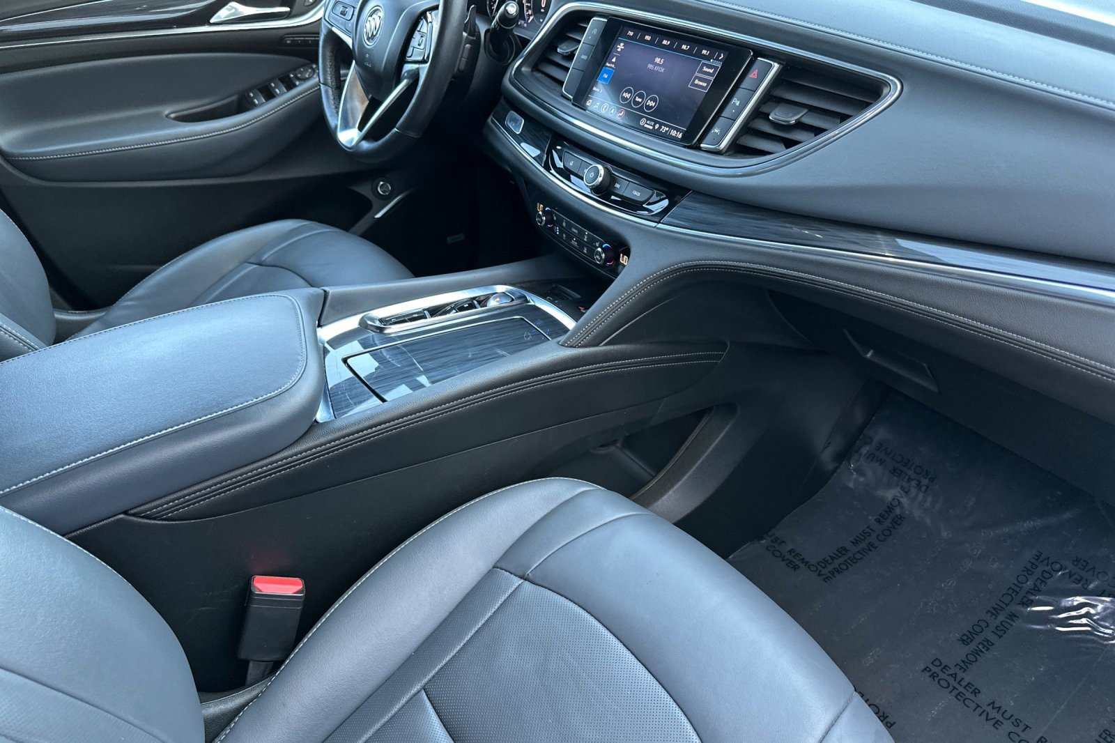 Used 2024 Buick Enclave Premium image 19