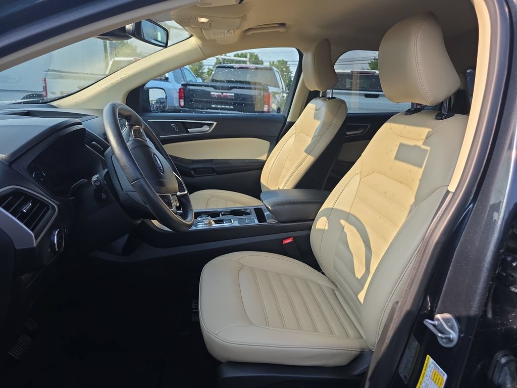 Used 2023 Ford Edge SEL w/ Convenience Package AWD/4WD image 22