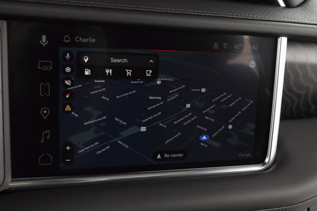 Used 2024 GMC Yukon Denali w/ Advanced Technology Package image 20