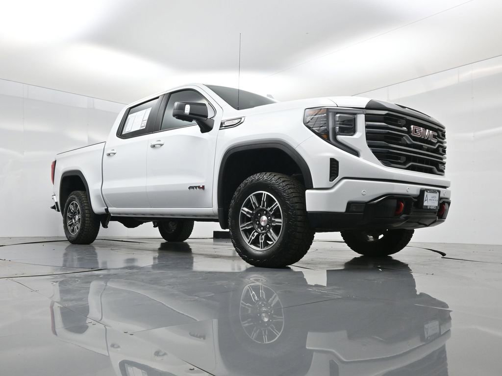 Used 2025 GMC Sierra 1500 AT4 image 44