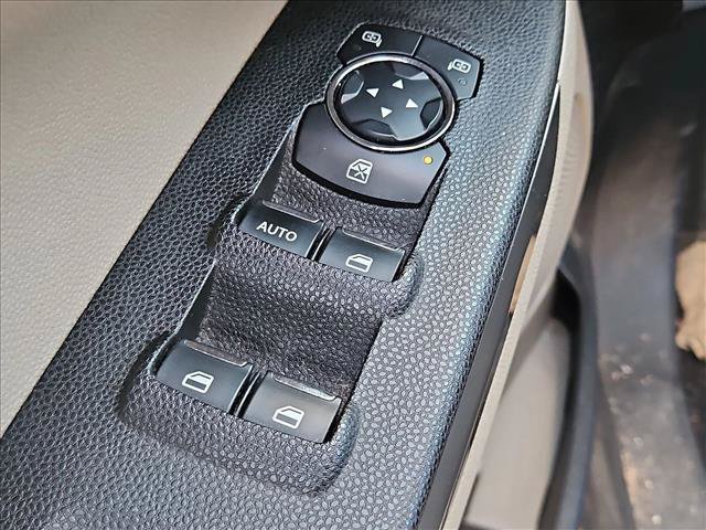 Used 2018 Ford EcoSport Titanium w/ Titanium Cold Weather Package AWD/4WD image 11