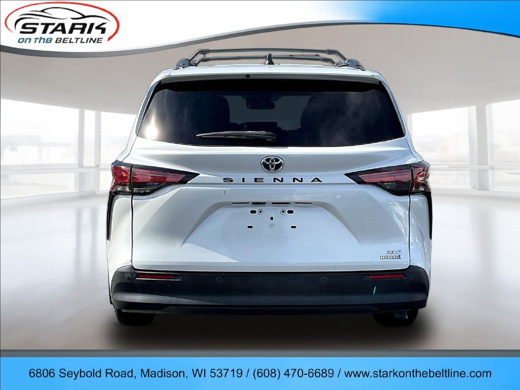 Used 2022 Toyota Sienna XLE FWD image 5