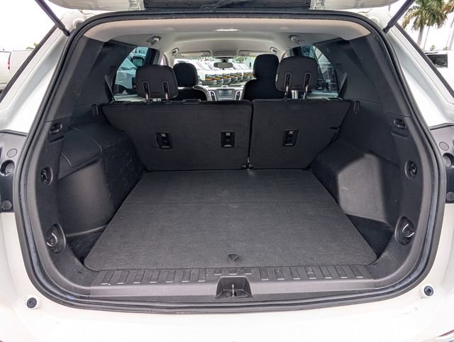 Used 2018 Chevrolet Equinox LS image 12