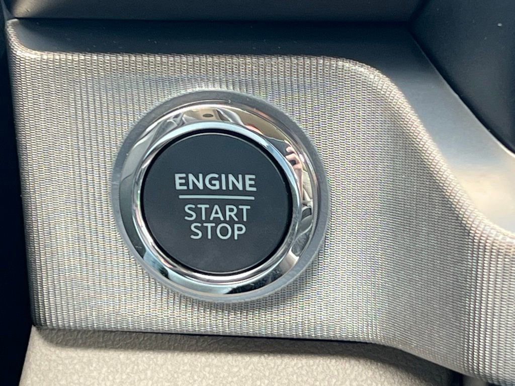 New 2025 Ford F350 Platinum w/ Platinum Plus Package image 34