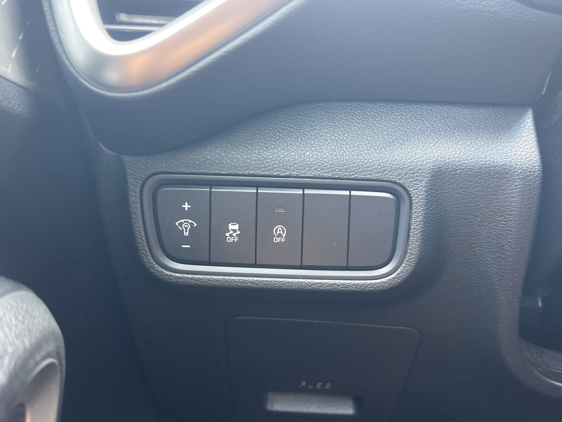 Used 2024 Kia Soul LX w/ Option Group 015 FWD image 12