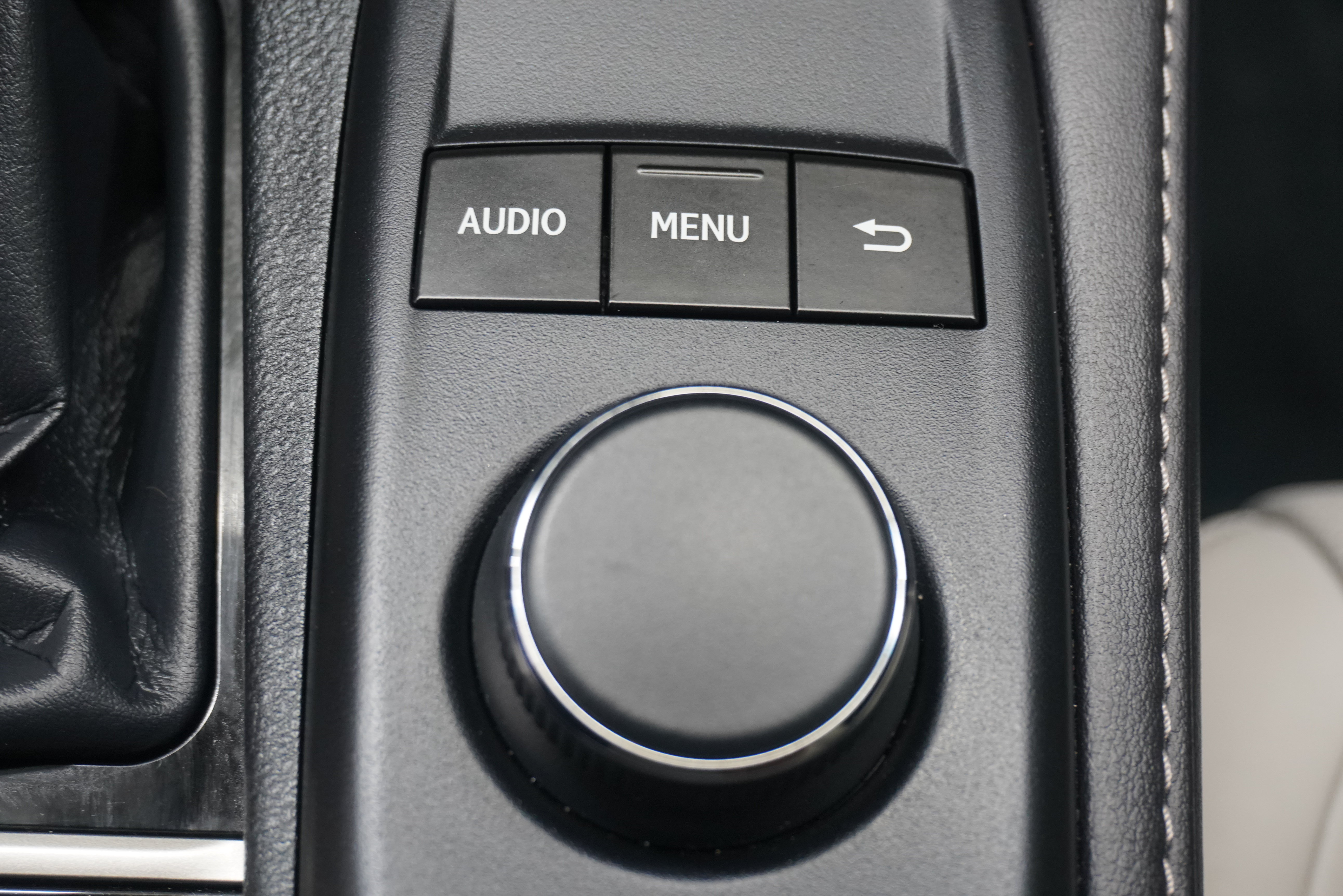 Used 2017 Lexus ES 350 w/ Premium Package FWD image 26