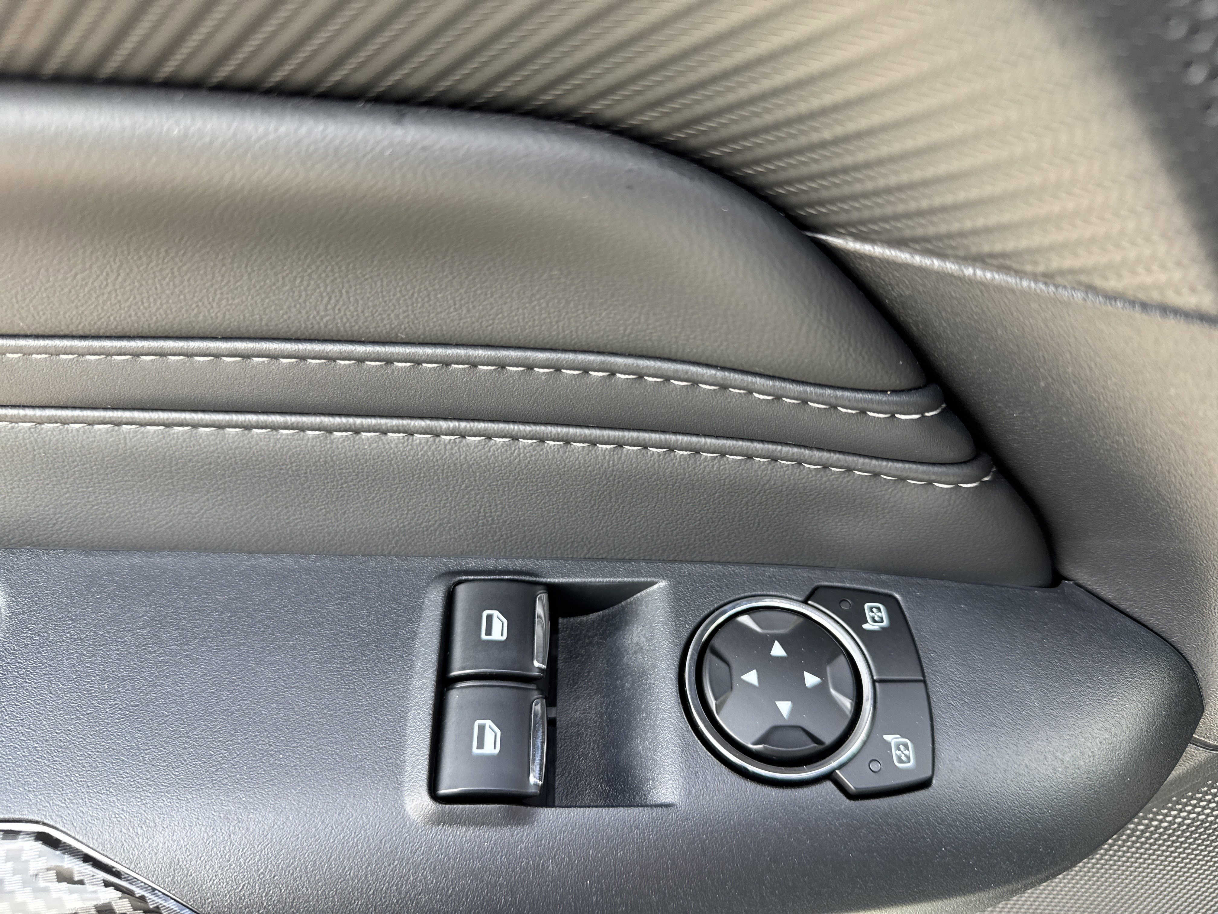 Used 2024 Ford Mustang GT Premium image 15