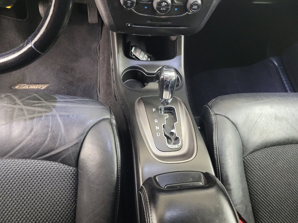 Used 2020 Dodge Journey Crossroad w/ Popular Equipment Group FWD image 26