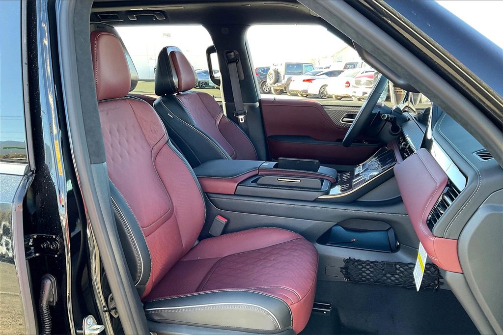 New 2025 INFINITI QX80 Autograph w/ Premium Cargo Package image 11