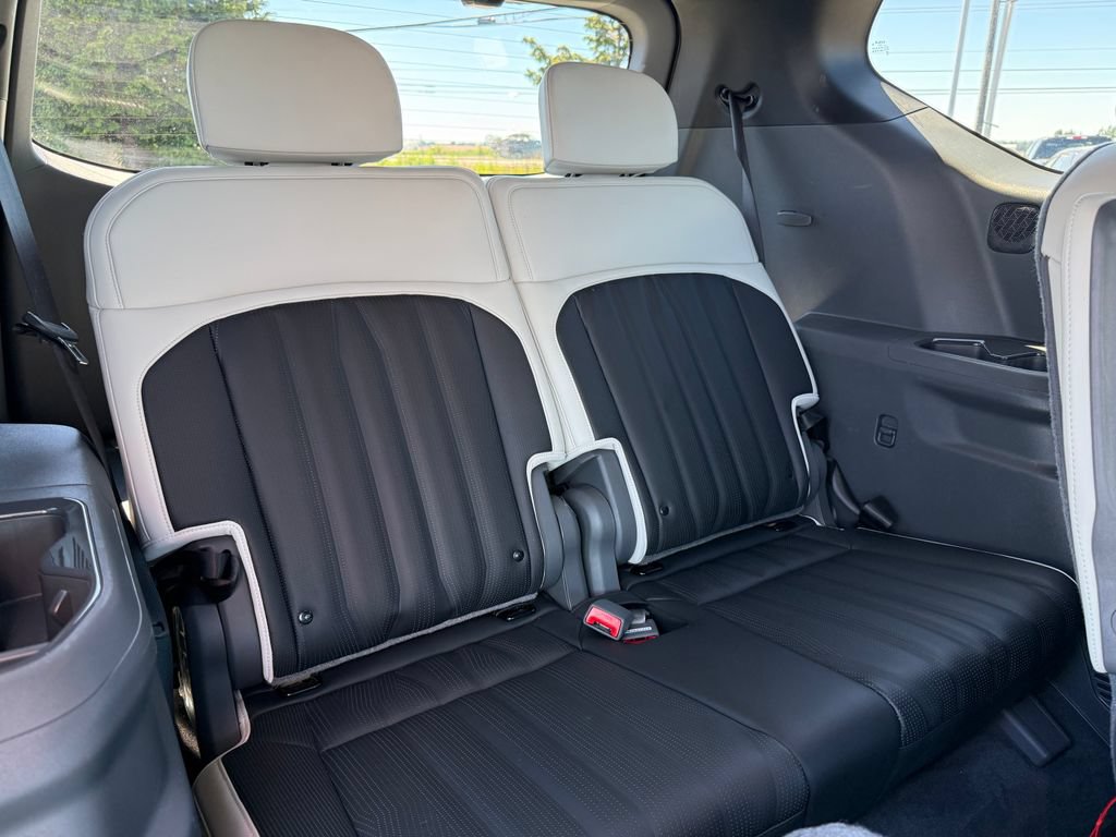 Certified 2024 Kia EV9 GT-Line AWD/4WD image 15