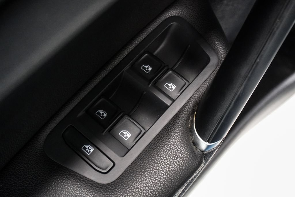 Used 2019 Volkswagen Golf Alltrack S AWD/4WD image 25